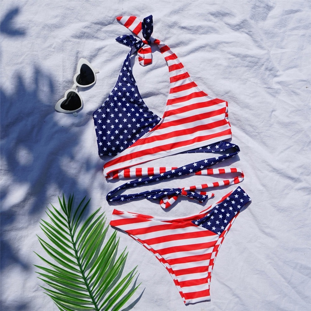 Flag crisscross bikini set - Picture 2 of 4